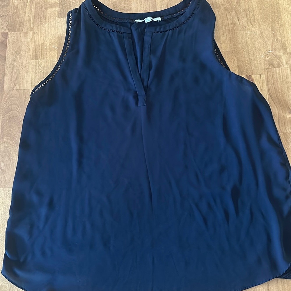 Black loft tank top